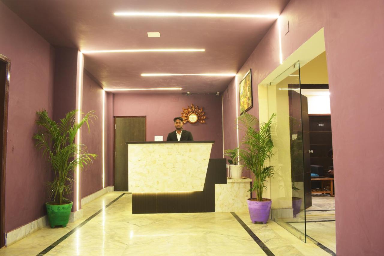 The Greenstar Inn Premium Bhubaneswar Esterno foto