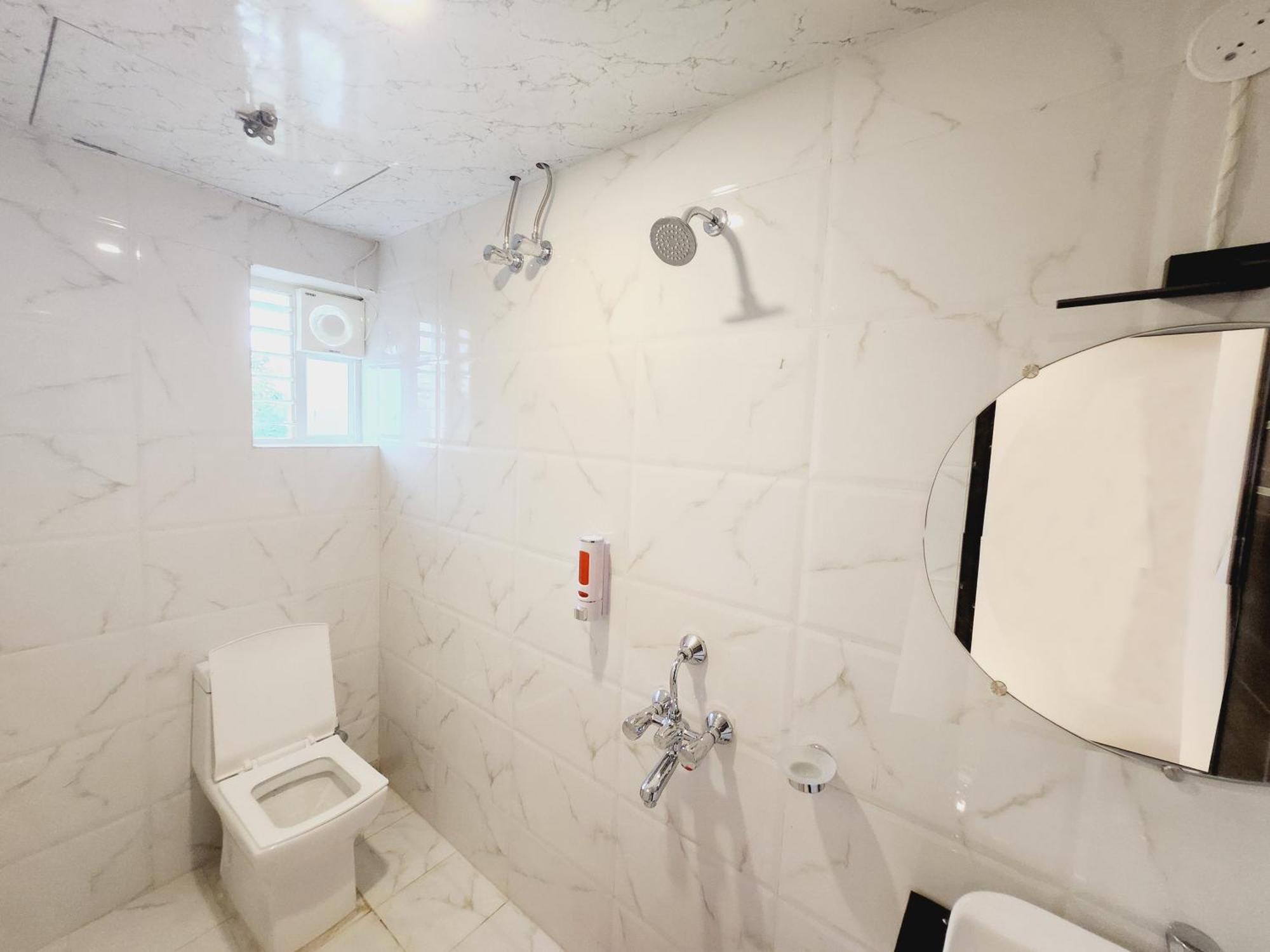 The Greenstar Inn Premium Bhubaneswar Esterno foto