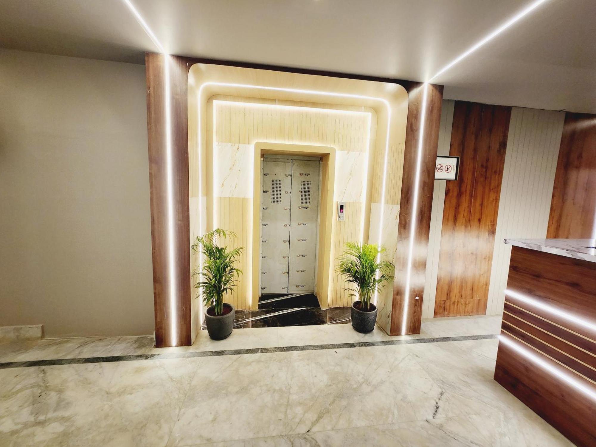 The Greenstar Inn Premium Bhubaneswar Esterno foto